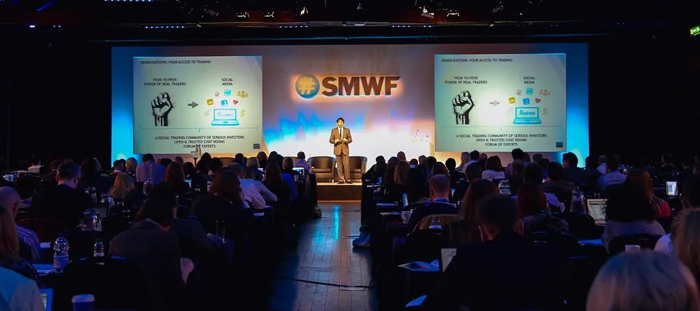 Uriel Alvarado presenting at the Social Media World Forum, London